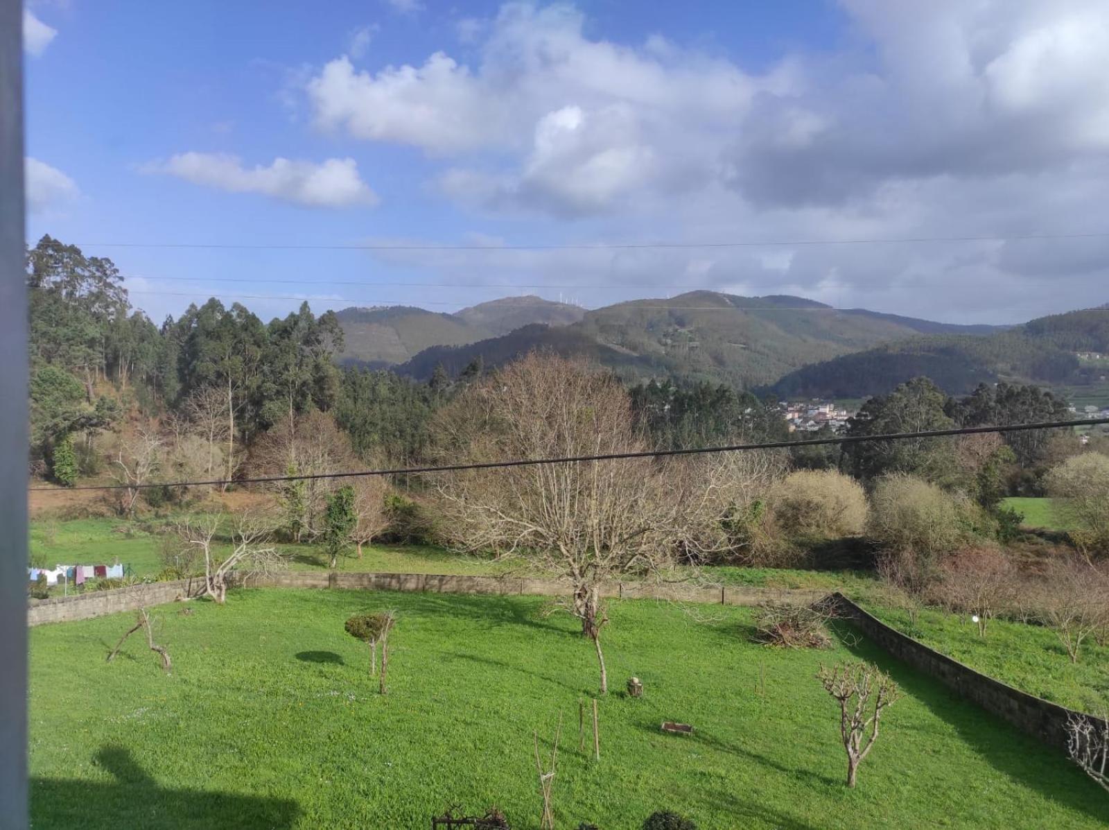 Casa Familiar Con Finca Privada Viveiro Luaran gambar