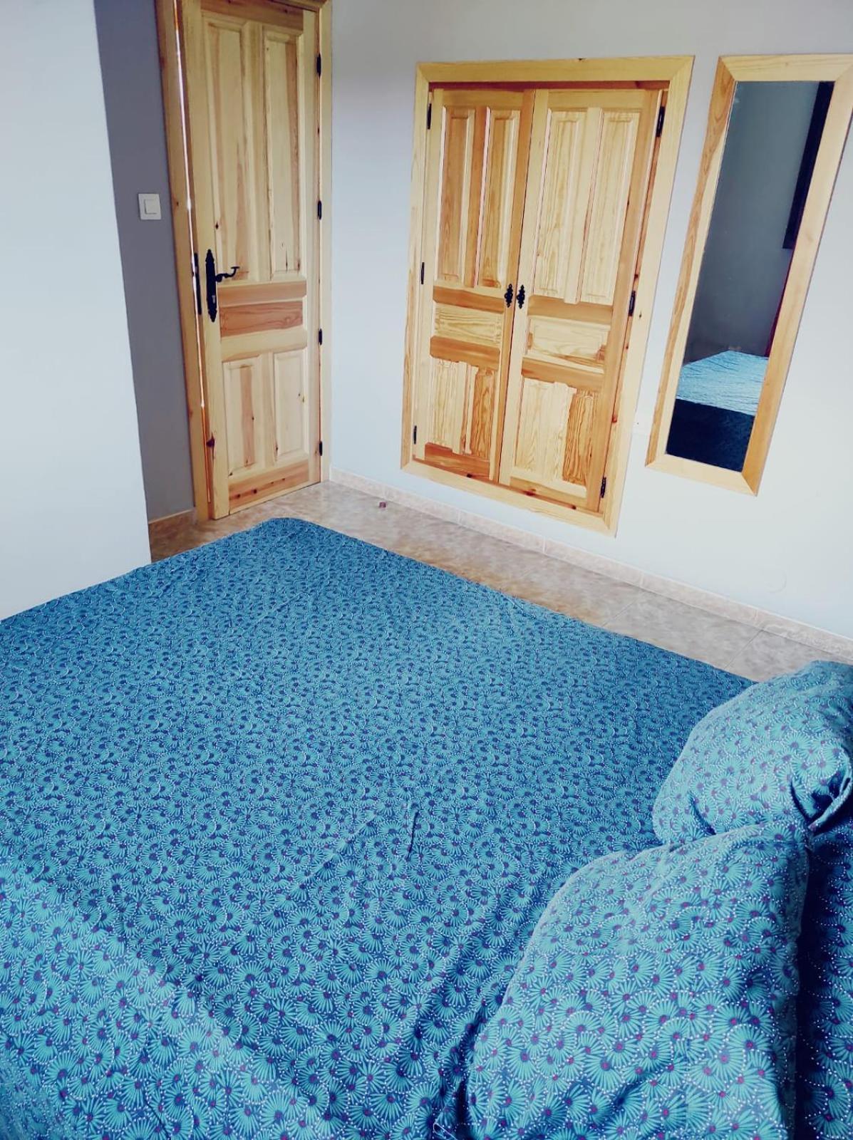 Casa Familiar Con Finca Privada Viveiro Luaran gambar